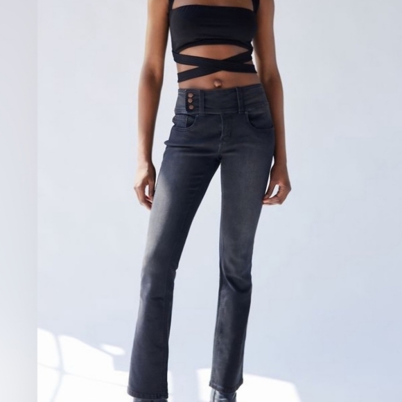 BDG | Belted Flare Black Jeans | Size 26 | NWT - Picture 3 of 10